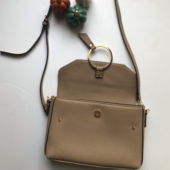 Mellow World crossbody purse vegan leather. - Picture 8 of 11